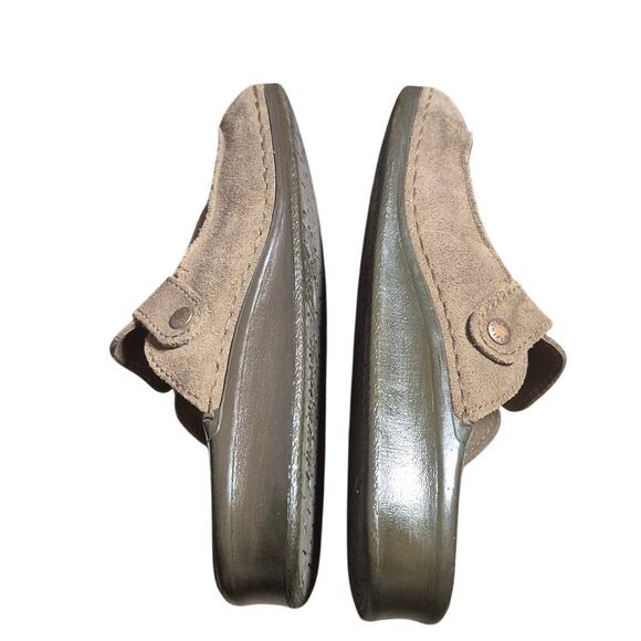 Sandals_&_Flip_Flops